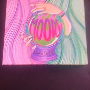 Laura Sanchez MOODS Eyeshadow and Highlighter Pale